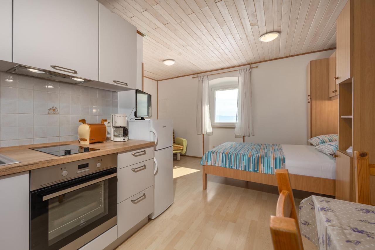 Apartmani Matic Mošćenička Draga エクステリア 写真