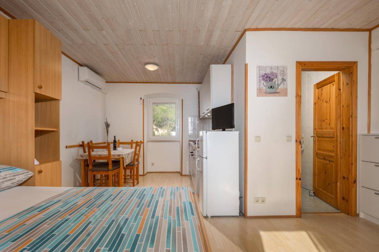 Apartmani Matic Mošćenička Draga エクステリア 写真